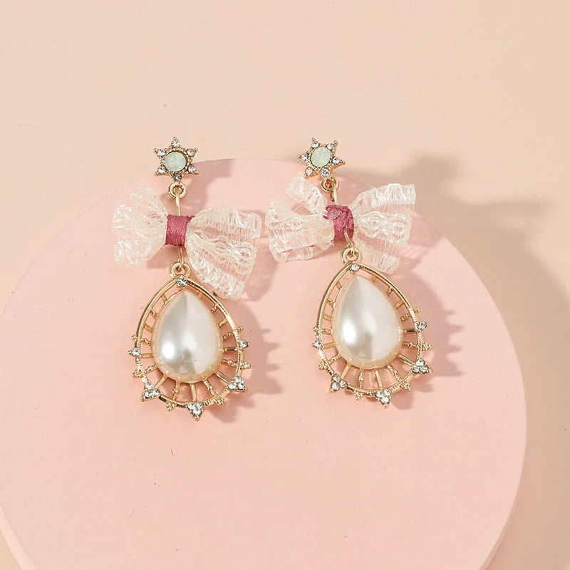 2pcs Women's Fashion Pendant Earrings Creative Butterfly Festival Imitation Pearl with Water Diamond Water Drop Earrings Suitabl